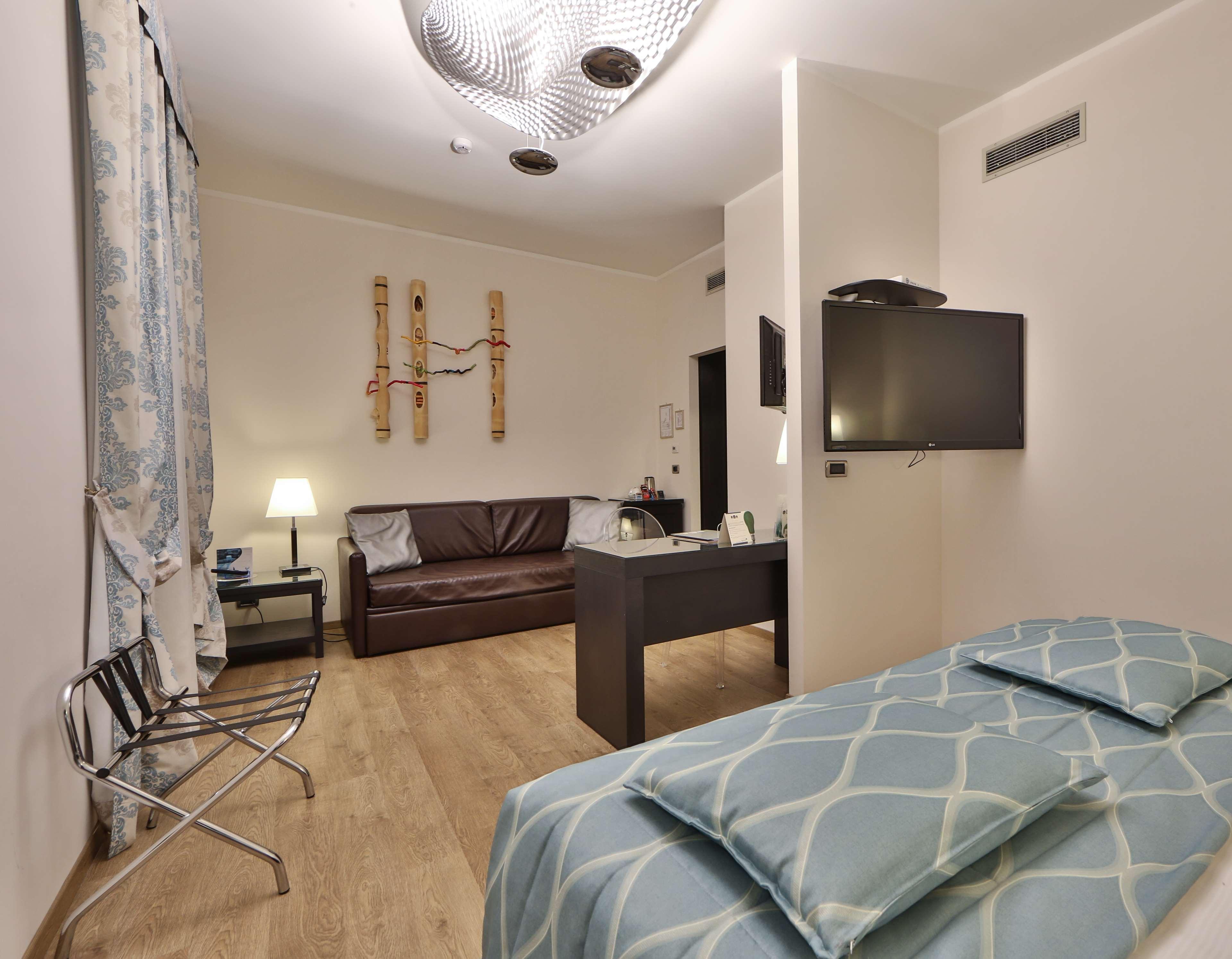 Classic Triple Room,1706587214:JPEG